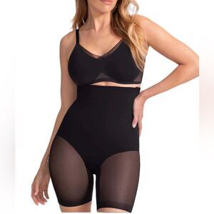 NWOT HoneyLove Black Power Shorts Size XL